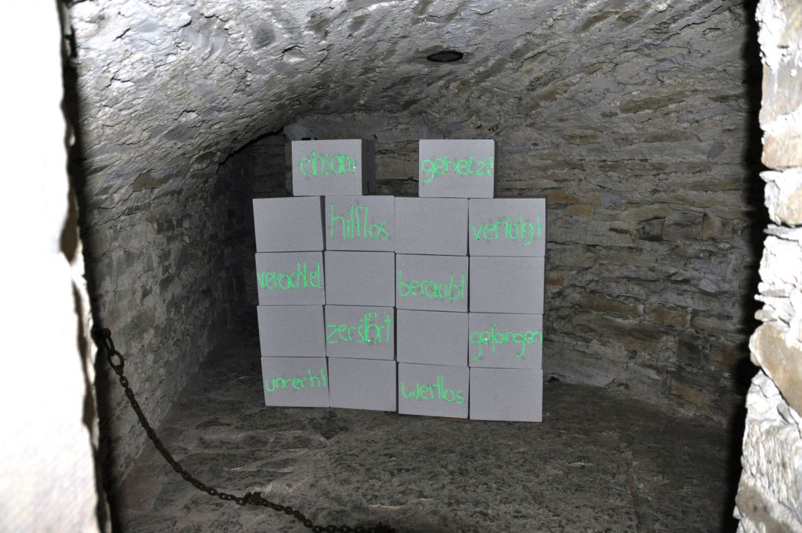 Lichtinstallation Niedergebrannt verhaftet verschleppt_Die jüdische Gemeinde in Salzkotten